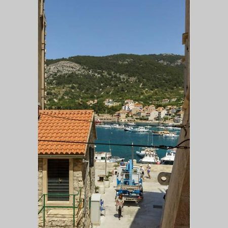 Apartment Esa Komiža المظهر الخارجي الصورة