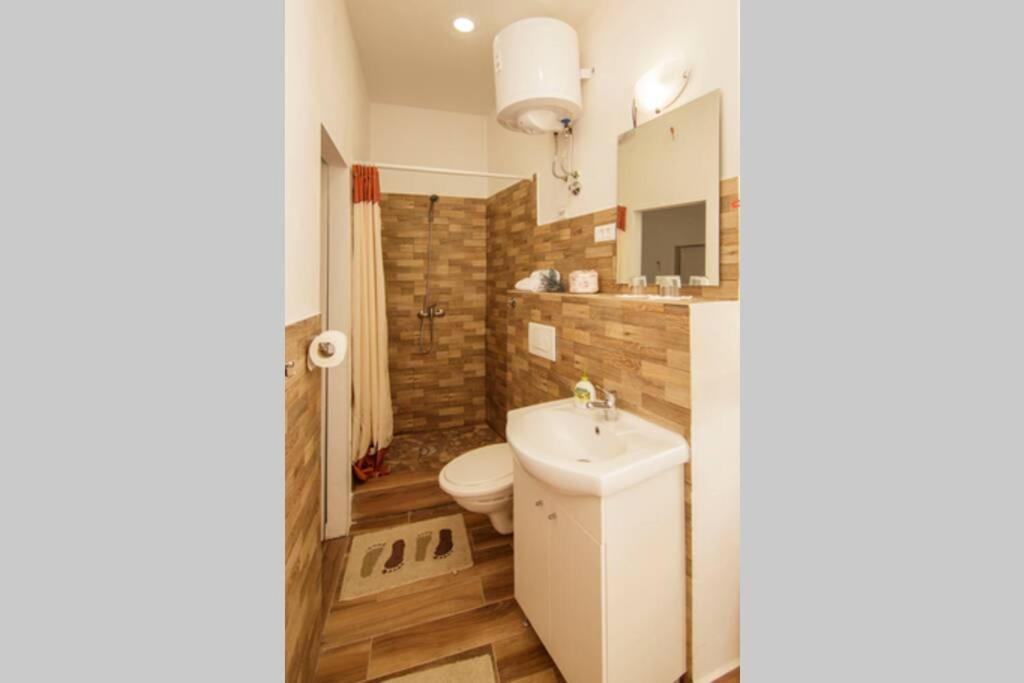 Apartment Esa Komiža المظهر الخارجي الصورة