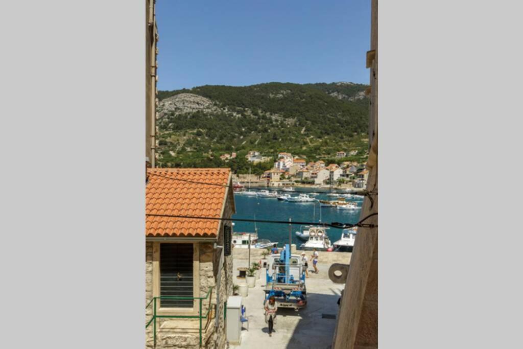 Apartment Esa Komiža المظهر الخارجي الصورة